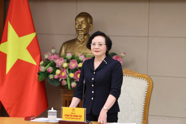 Phó Thủ tướng Phạm Thị Thanh Trà yêu cầu siết chặt an toàn thực phẩm tại trường học, xử lý vi phạm không có vùng cấm