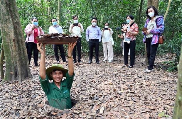 Du lich Nam Bo phuc hoi an tuong, tu tin voi buoc phat trien moi hinh anh 1