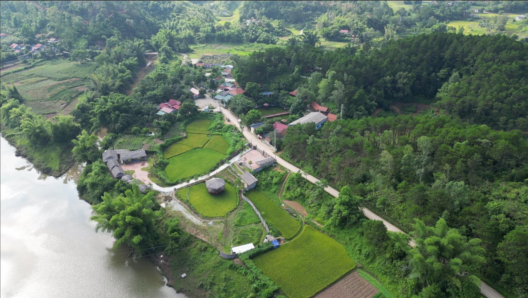 TP. Lạng Sơn: Ngang nhiên “xẻ thịt” đất rừng, xây dựng trái phép trên quy mô lớn! tp lang son ngang nhien xe thit dat rung xay dung trai phep tren quy mo lon hinh 1