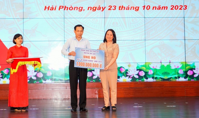 Hải Phòng tiếp nhận gần 17 tỷ đồng ủng hộ quỹ Vì người nghèo