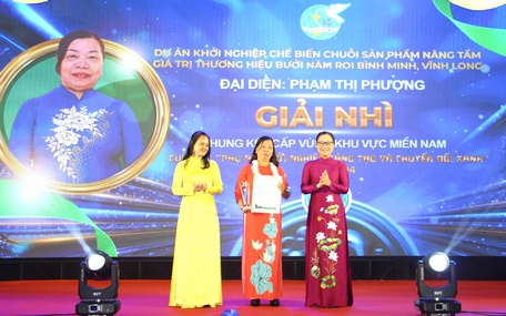 Chị Phạm Thị Phượng xuất sắc đạt 2 giải tại cuộc thi cấp khu vực miền Nam.