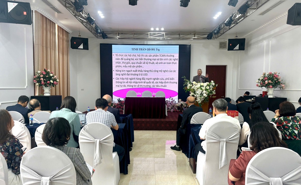 Cải tiến mẫu mã để tăng cạnh tranh cho sản phẩm thủ công mỹ nghệ Cải tiến mẫu mã để tăng cạnh tranh cho sản phẩm thủ công mỹ nghệ