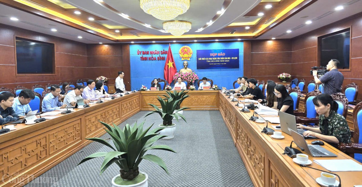 Tuần văn hóa, du lịch tỉnh Hòa Bình sẽ diễn ra từ ngày 15 - 23/11/2024 Tuần văn hóa, du lịch tỉnh Hòa Bình sẽ diễn ra từ ngày 15 - 23/11/2024