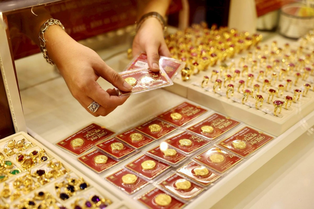 Giá vàng 'đi đâu về đâu' sau khi ông Donald Trump đắc cử Tổng thống Mỹ? Giá vàng 'đi đâu về đâu' sau khi ông Donald Trump đắc cử Tổng thống Mỹ?