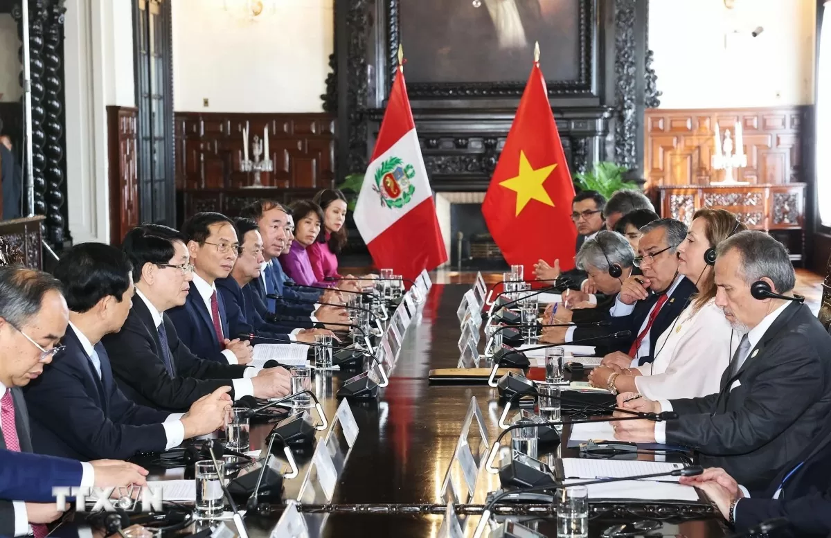 Chủ tịch nước Lương Cường và Tổng thống Peru Dina Ercilia Boluarte Zegarra hội đàm Chủ tịch nước Lương Cường và Tổng thống Peru Dina Ercilia Boluarte Zegarra hội đàm