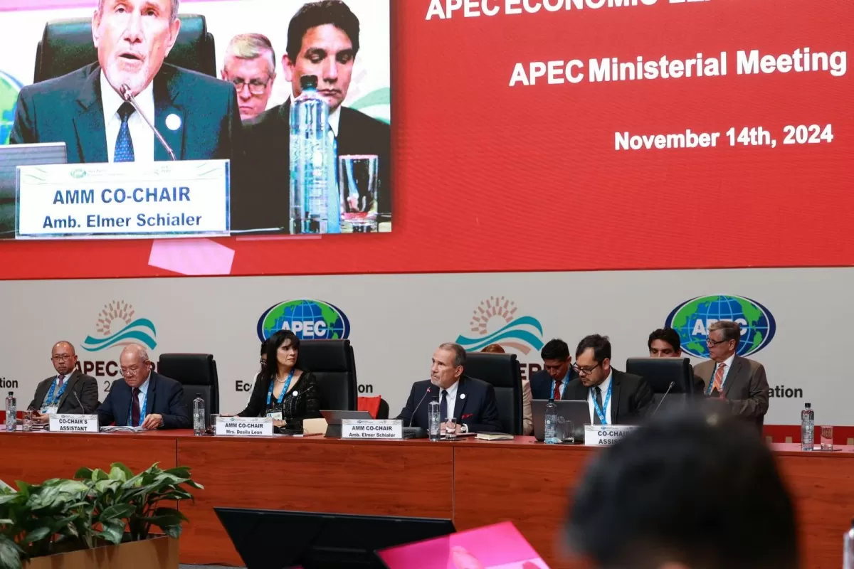 Việt Nam đóng góp tích cực tại Hội nghị liên Bộ trưởng Ngoại giao - Kinh tế APEC lần thứ 35 Việt Nam đóng góp tích cực tại Hội nghị liên Bộ trưởng Ngoại giao - Kinh tế APEC lần thứ 35