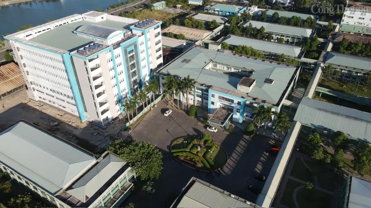 Khu điều trị kĩ thuật cao Bệnh viện Đa khoa Quảng Nam được hoàn thành hơn 1 năm nhưng vẫn không thể đi vào hoạt động vì thiếu trang thiết bị y tế Khu điều trị kĩ thuật cao Bệnh viện Đa khoa Quảng Nam được hoàn thành hơn 1 năm nhưng vẫn không thể đi vào hoạt động vì thiếu trang thiết bị y tế