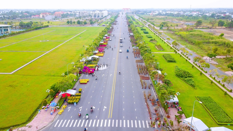 Vĩnh Long tiếp tục nỗ lực, tăng tốc bứt phá trong thực hiện nhiệm vụ phát triển kinh tế- xã hội năm 2025. Ảnh: TẤN TÂN