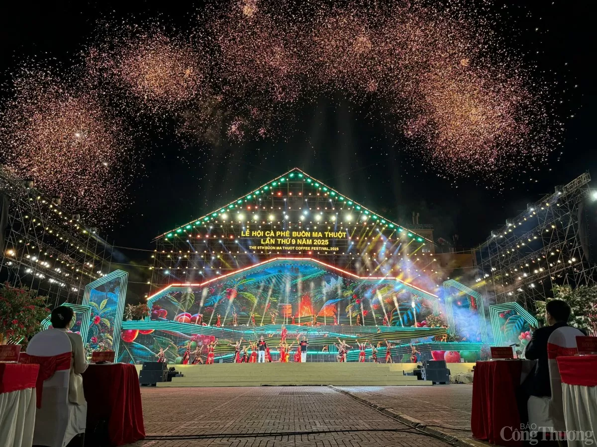 Lễ hội cà phê Buôn Ma Thuột khép lại đầy ấn tượng Lễ hội cà phê Buôn Ma Thuột khép lại đầy ấn tượng