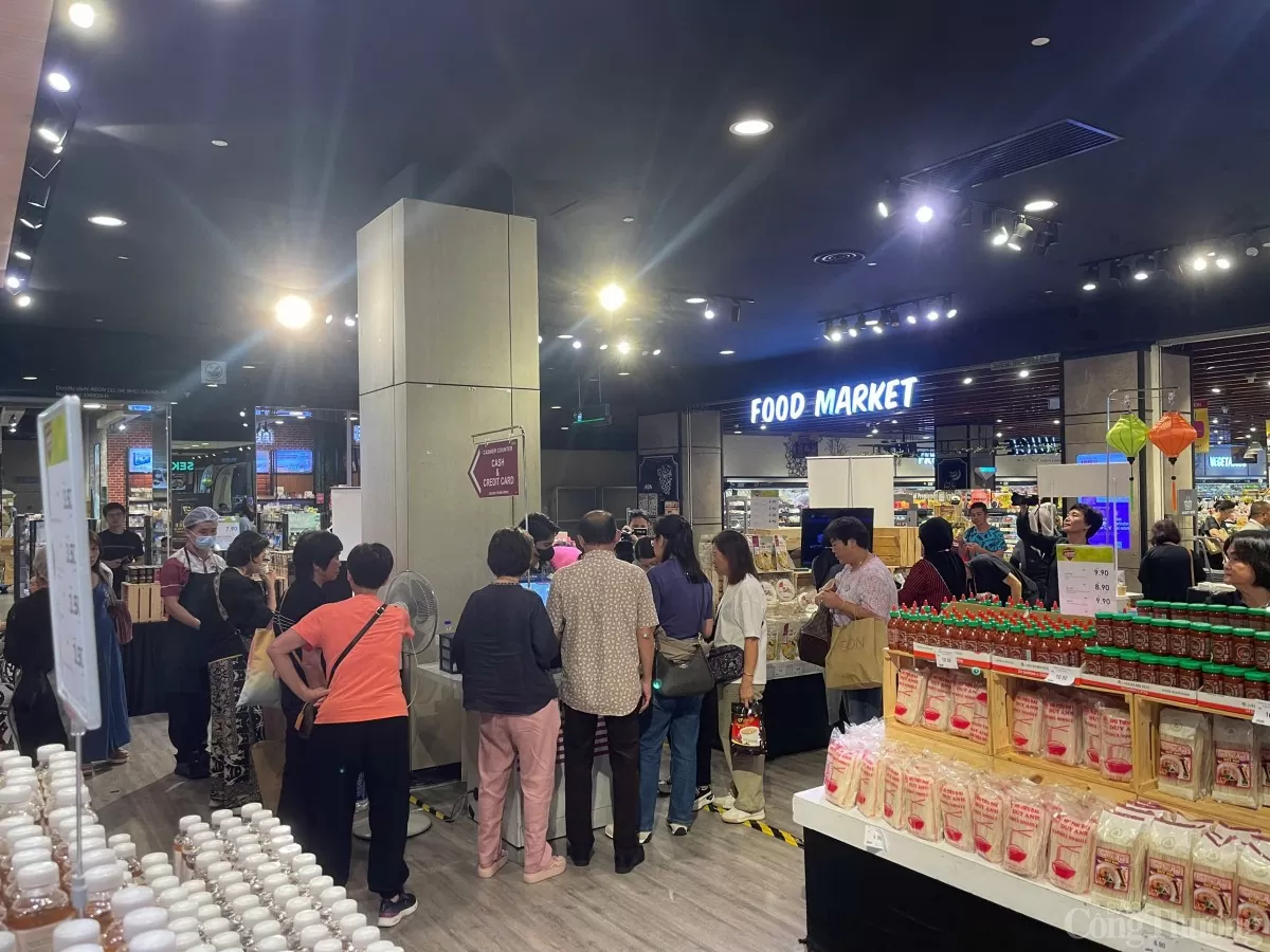 Hội chợ hàng Việt: Bước đệm mở cửa thị trường Malaysia Hội chợ hàng Việt: Bước đệm mở cửa thị trường Malaysia