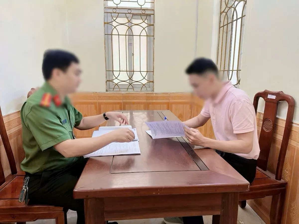 Công an Hải Phòng xử lý vụ rao bán giấy mời Lễ hội Hoa Phượng Đỏ 2025 Công an Hải Phòng xử lý vụ rao bán giấy mời Lễ hội Hoa Phượng Đỏ 2025