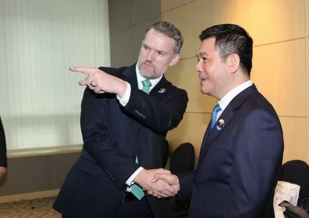 Bộ trưởng Nguyễn Hồng Diên họp song phương với Đại diện HoaKỳ Bộ trưởng Nguyễn Hồng Diên họp song phương với Đại diện HoaKỳ