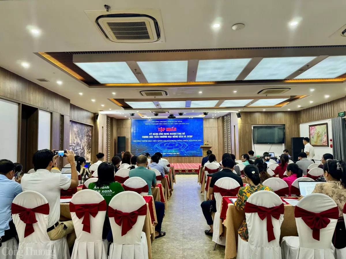 Toàn cảnh lớp tập huấn