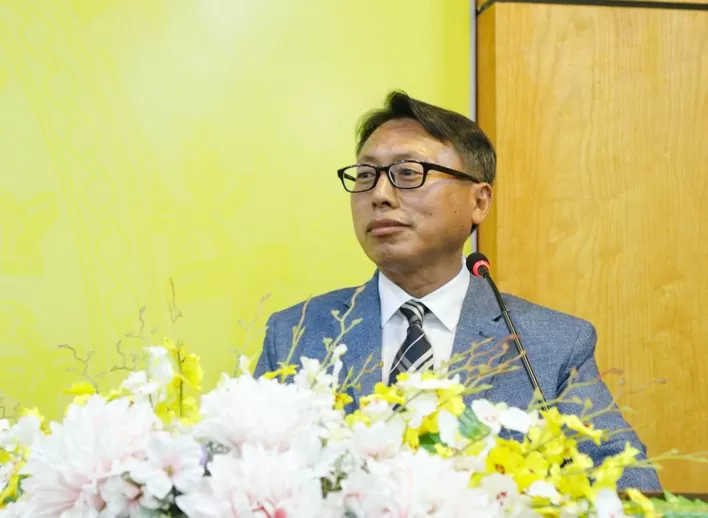 ông Lim Heoung-Shick - Trưởng phòng Thương mại và Quan hệ quốc tế ông Lim Heoung-Shick - Trưởng phòng Thương mại và Quan hệ quốc tế