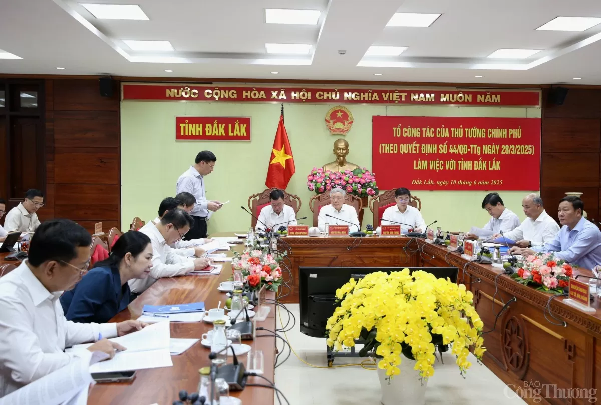 phó thủ tướng chính phủ nguyễn hoà bình
