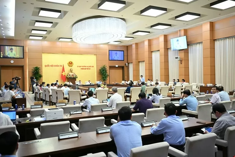 Toàn cảnh phiên họp