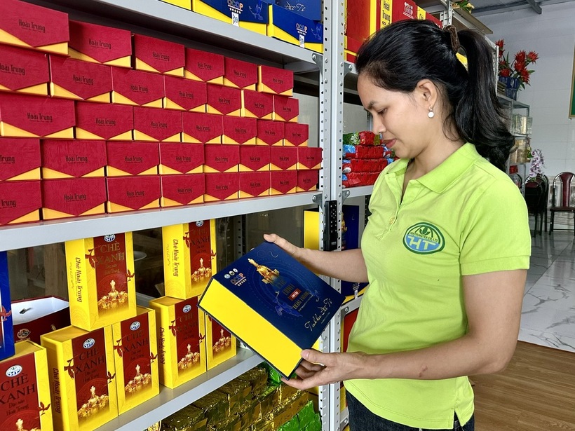 Tỉnh Phú Thọ không chỉ đặt mục tiêu gia tăng sản phẩm đạt chuẩn sao, mà còn chủ động kết nối sản phẩm OCOP với phát triển du lịch. Ảnh: Thu Thủy