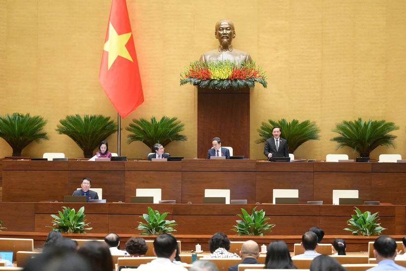 Quốc hội Biểu quyết thông qua Luật Thanh tra (sửa đổi). Ảnh: VPQH