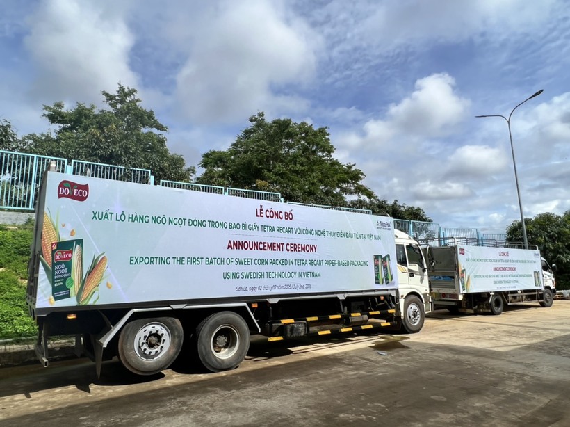 Lô hàng ngô ngọt đóng gói trong bao bì giấy Tetra Recart với công nghệ Thụy Điển đầu tiên tại Việt Nam được xuất khẩu sang thị trường Nhật Bản