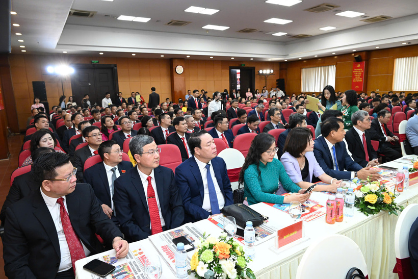 Đại hội với sự tham dự của  250 đại biểu ưu tú, đại diện cho 2.671 đảng viên của 38 tổ chức đảng trực thuộc Đảng bộ Bộ Công Thương.