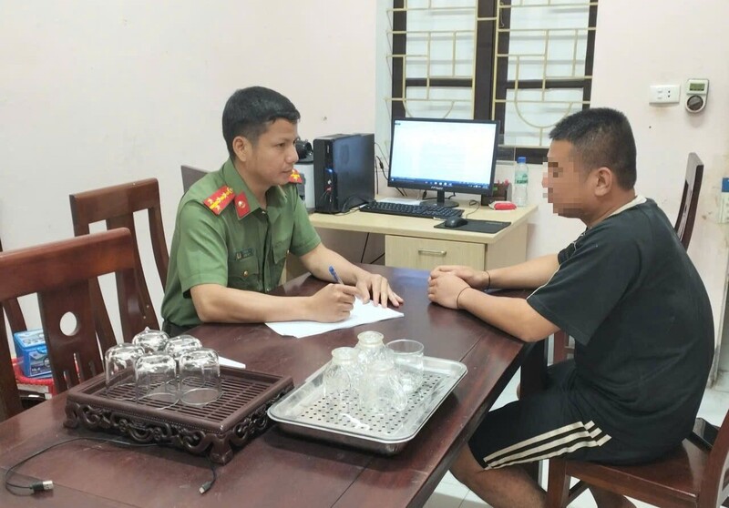 Đối tượng Lô Thanh S. tại cơ quan Công an. Ảnh: Công an Nghệ An