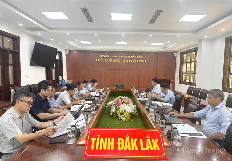 Ông Nguyễn Thanh Bình - Phó Cục trưởng Cục Quản lý và Phát triển thị trường trong nước được lãnh đạo Bộ Công Thương phân công về hỗ trợ tỉnh Đắk Lắk trong quá trình triển khai vận hành thông suốt những lĩnh vực quản lý