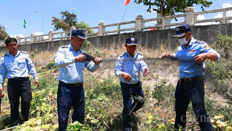 Đội chống săn bắt chim yến của Công ty Yến sào Khánh Hòa tăng cường tuần tra, gỡ bỏ lưới bẫy