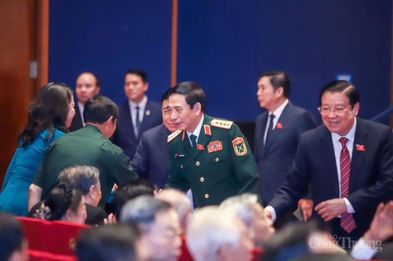 Đại tướng Phan Văn Giang - Bộ trưởng Bộ Quốc phòng và Trưởng Ban Nội chính Trung ương Phan Đình Trạc dự lễ kỷ niệm.