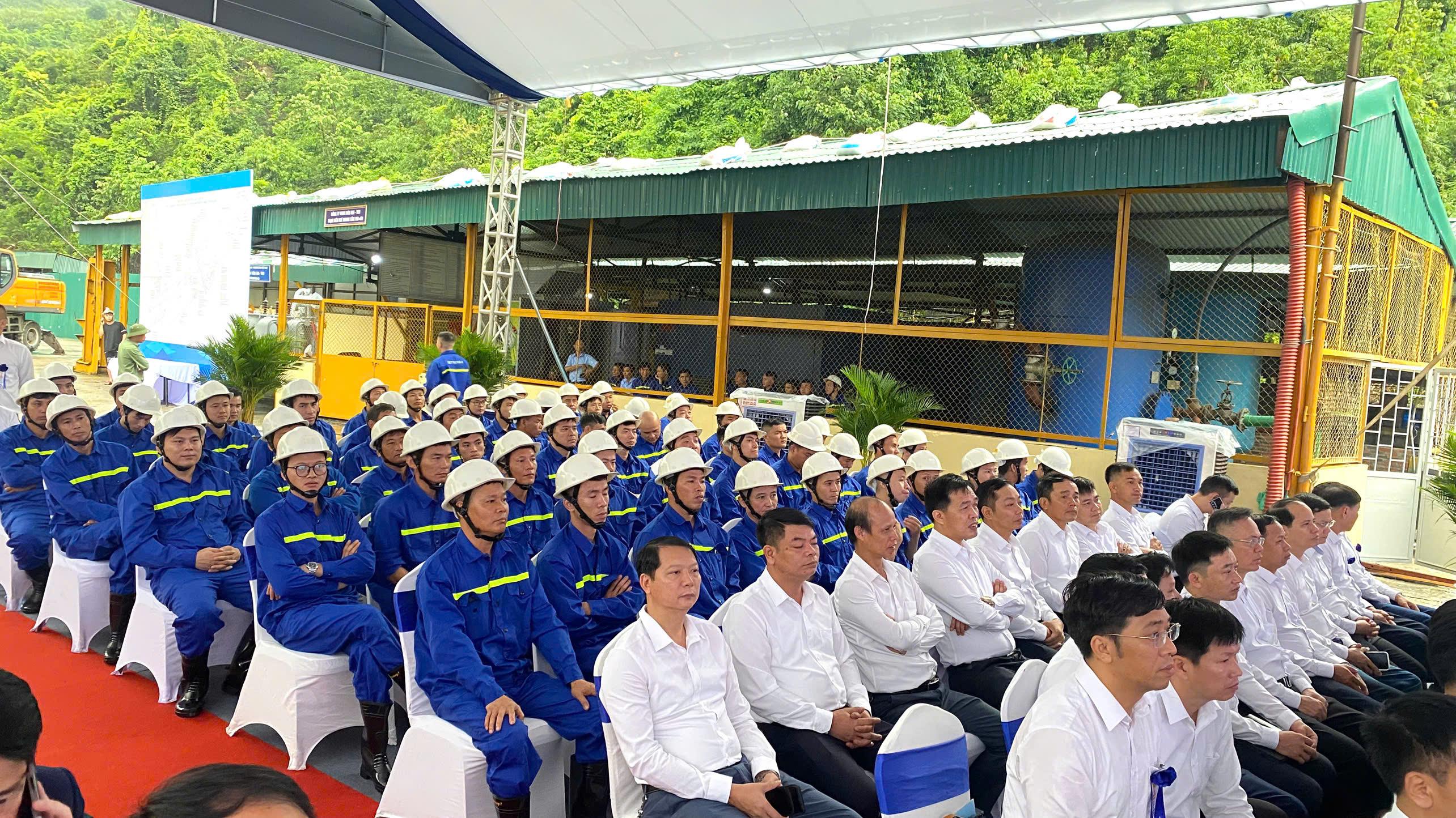 Quảng Ninh: Khởi công dự án mở rộng mỏ Hà Ráng và loạt dự án trọng điểm - 7