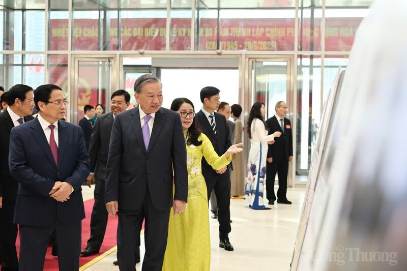 Thủ tướng Phạm Minh Chính đón Tổng Bí thư Tô Lâm đến dự Lễ kỷ niệm 80 năm thành lập Chính phủ