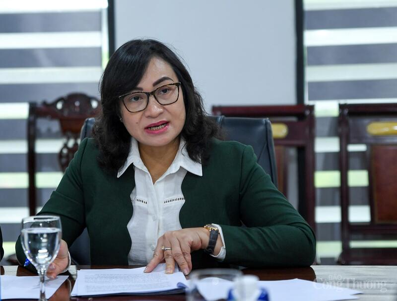 Thứ trưởng Bộ Công Thương Phan Thị Thắng đánh giá cao những đề xuất từ phía Anh nhằm thúc đẩy hợp tác kinh tế, thương mại hai bên