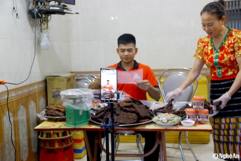 Thương mại điện tử 'mở lối' thị trường cho nông sản Nghệ An. Ảnh: Báo Nghệ An