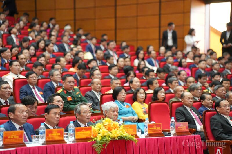 Các đại biểu tham dự Đại hội