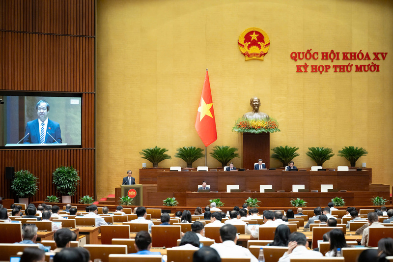 Bộ trưởng Bộ Giáo dục và đào tạo Nguyễn Kim Sơn phát biểu