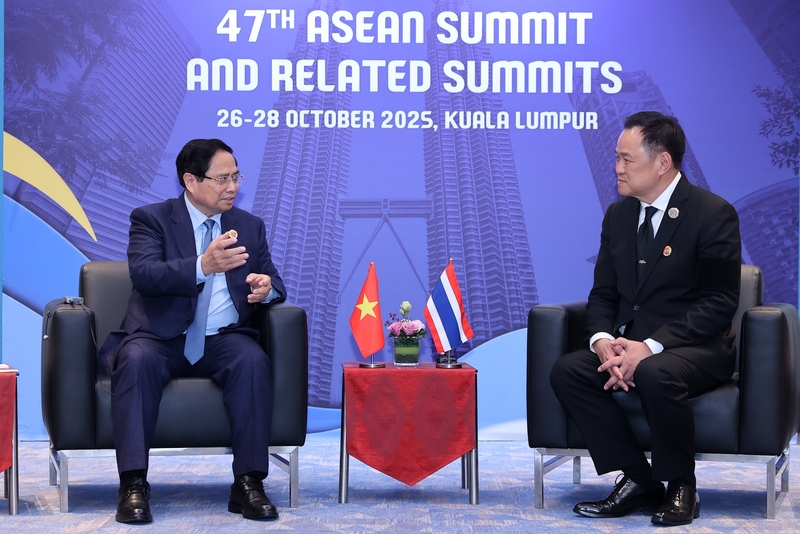 Thủ tướng Chính phủ Phạm Minh Chính đề nghị hai bên phối hợp, phấn đấu đưa kim ngạch thương mại song phương sớm đạt mục tiêu 25 tỷ USD. Ảnh: VGP/Nhật Bắc