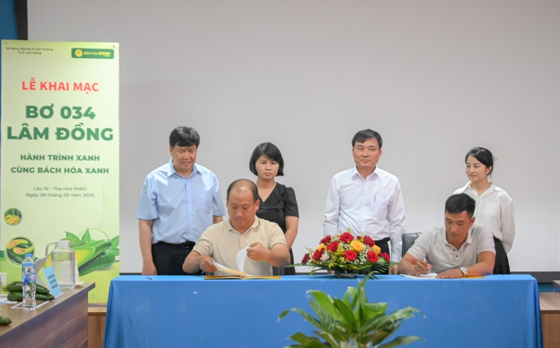 Công ty Hưng Hà kí hợp đồng với Bác hoá Xanh cung cấp bơ tươi và bơ đông lạnh