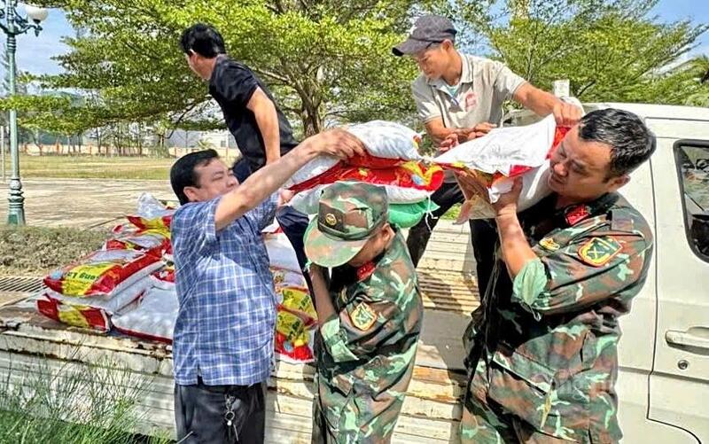 Việc hỗ trợ gạo cho người dân là việc làm cấp thiết, thể hiện sự quan tâm của tỉnh đối với Nhân dân.