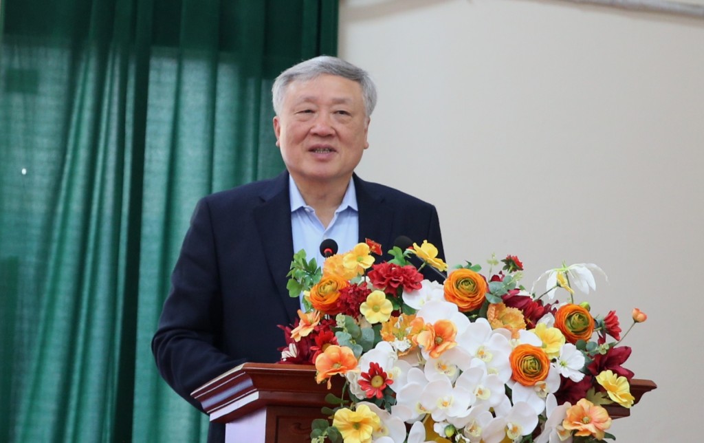 Phó Thủ tướng Thường trực Chính phủ Nguyễn Hòa Bình trao đổi, trả lời ý kiến, kiến nghị của cử tri - Ảnh: VGP/Nguyễn Hoàng Phó Thủ tướng Thường trực Chính phủ Nguyễn Hòa Bình trao đổi, trả lời ý kiến, kiến nghị của cử tri - Ảnh: VGP/Nguyễn Hoàng