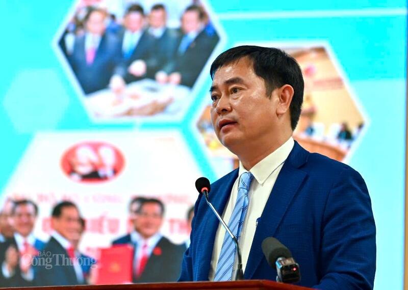 Những khoảnh khắc tại Hội nghị tổng kết công tác ngành Công Thương năm 2025, triển khai nhiệm vụ 2026 - 18