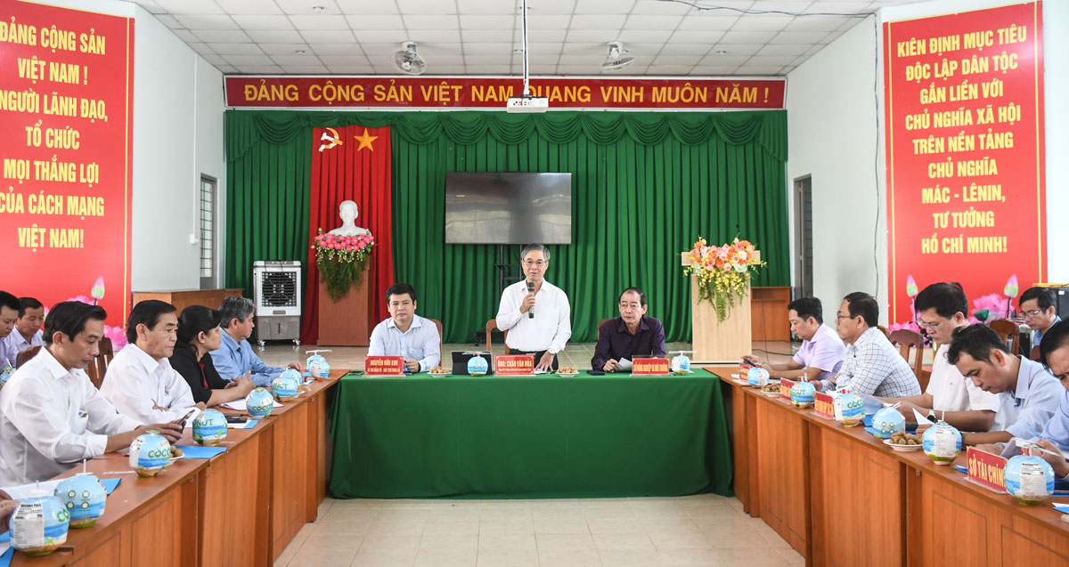 Phó Chủ tịch UBND tỉnh - Châu Văn Hòa làm việc với các địa phương.