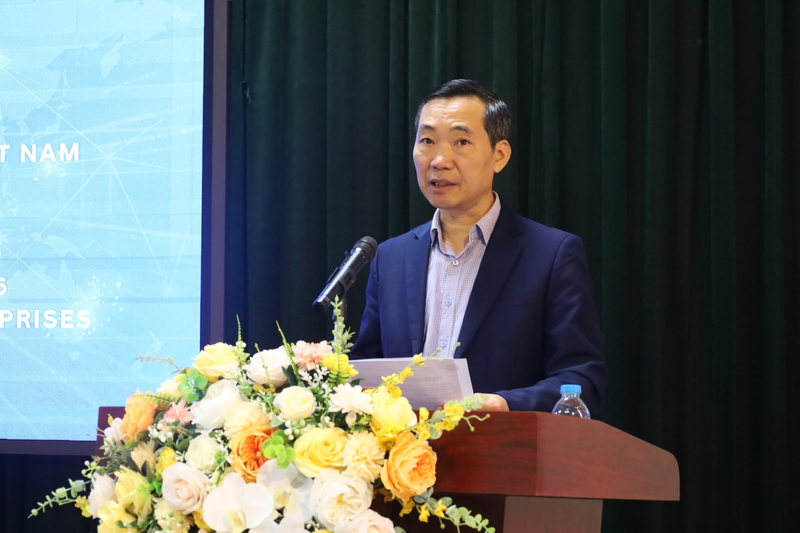 Phó Viện trưởng Viện Nghiên cứu Chiến lược, Chính sách Công Thương Nguyễn Khắc Quyền phát biểu khai mạc diễn đàn