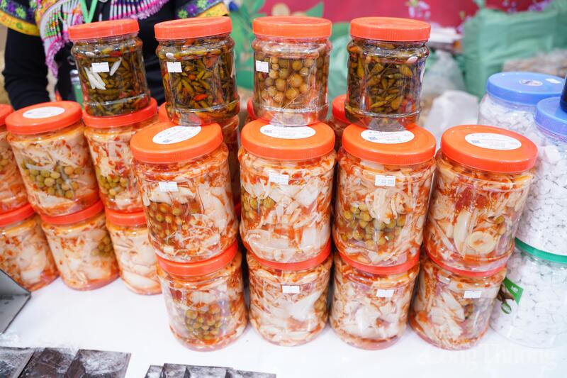 Đặc sản vùng miền ‘hút khách’ tại Hội chợ Mùa Xuân năm 2026 - 4