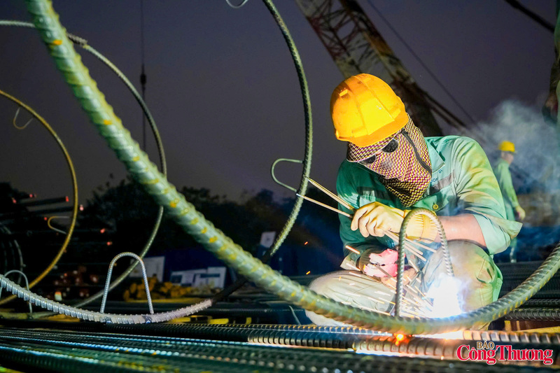 Trên đại công trường cầu Trần Hưng Đạo những ngày đầu xuân - 14