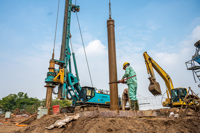 Trên đại công trường cầu Trần Hưng Đạo những ngày đầu xuân - 8