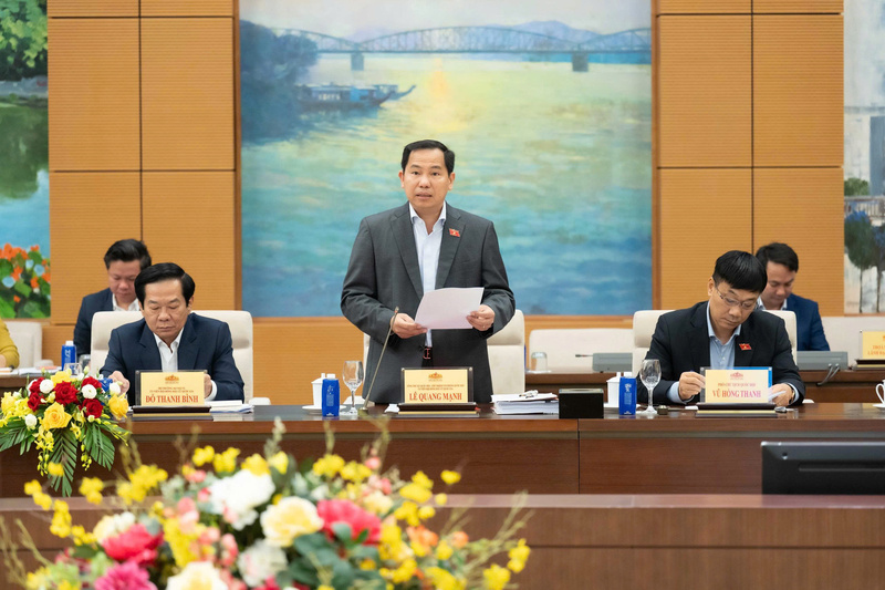 Tổng Thư ký Quốc hội, Chủ nhiệm Văn phòng Quốc hội, Chánh Văn phòng Hội đồng Bầu cử quốc gia Lê Quang Mạnh phát biểu tại Hội nghị toàn quốc triển khai công tác bầu cử