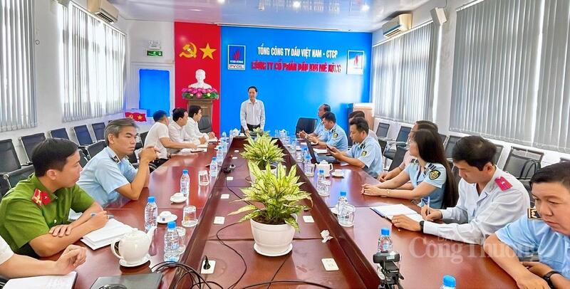 Đoàn kiểm tra liên ngành đến làm việc tại Công ty CP Dầu khí Mê Kông.