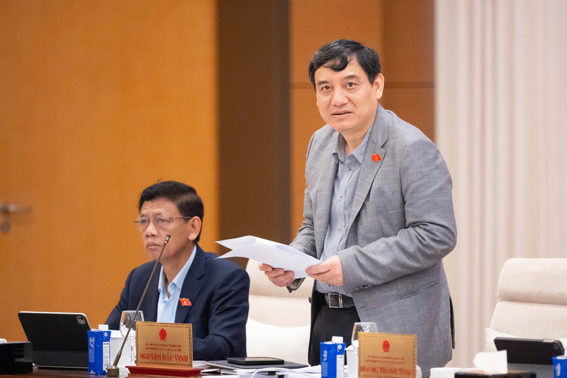 Chủ nhiệm Uỷ ban Văn hoá và Xã hội Nguyễn Đắc Vinh