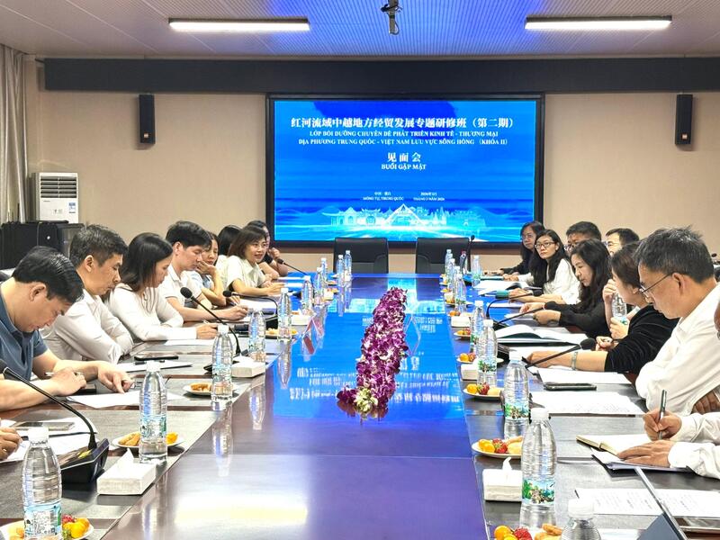 Thúc đẩy hợp tác thương mại biên giới Việt Nam - Vân Nam - 18