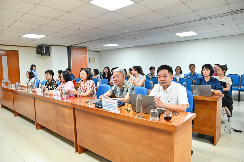 Điểm cầu trụ sở Bộ Công Thương - 655 Phạm Văn Đồng, Nghĩa Đô, Hà Nội gồm 3 đơn vị: Báo Công Thương, Tạp chí Công Thương, Nhà xuất bản Công Thương.