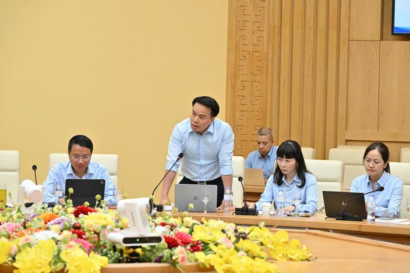 Chùm ảnh: Bộ trưởng Lê Mạnh Hùng làm việc với Vụ Chính sách thương mại đa biên - 6